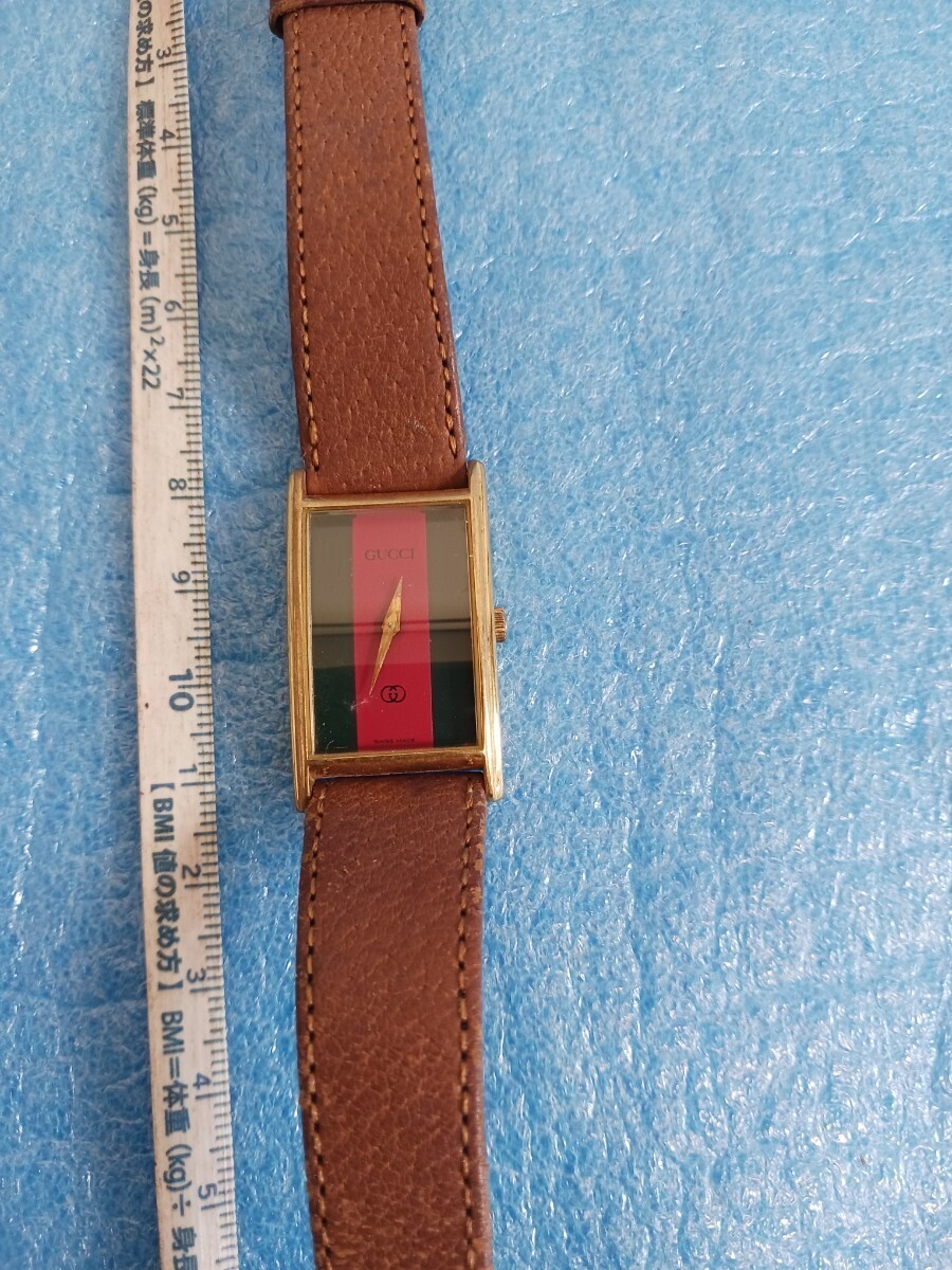 072 GUCCI グッチ 1026M 革ベルト クオーツ メンズ 腕時計 シェリーライン オールドグッチ拍卖
