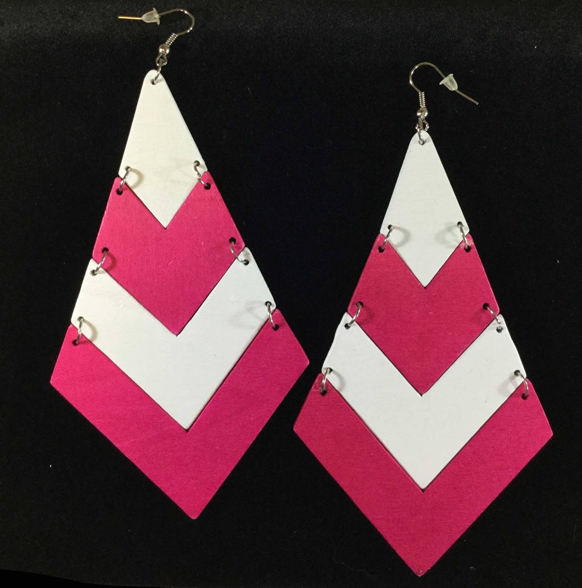 【 ジャマイカ直輸入 】 【 ピアス 】 アクセサリー ホワイト ピンク ビッグピアス ジャマイカ雑貨 レゲエ雑貨拍卖