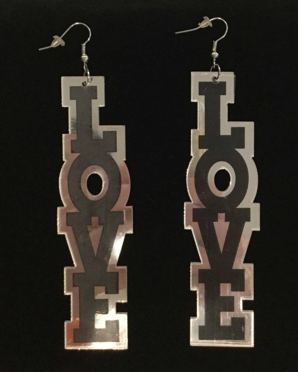 【 インポートファッション 】 【 ピアス 】 シースルー ヒップホップ ジャマイカ雑貨 レゲエ雑貨 アクセサリー 拍卖