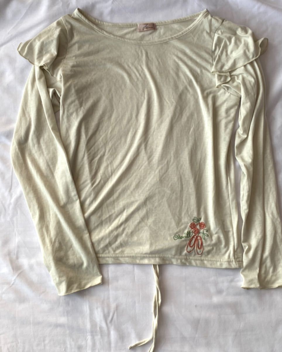 新品 チャコット chacott ザ バレエ★ デザイン長袖Tシャツ クリーム M the ballet バレエフィギュアダンス拍卖