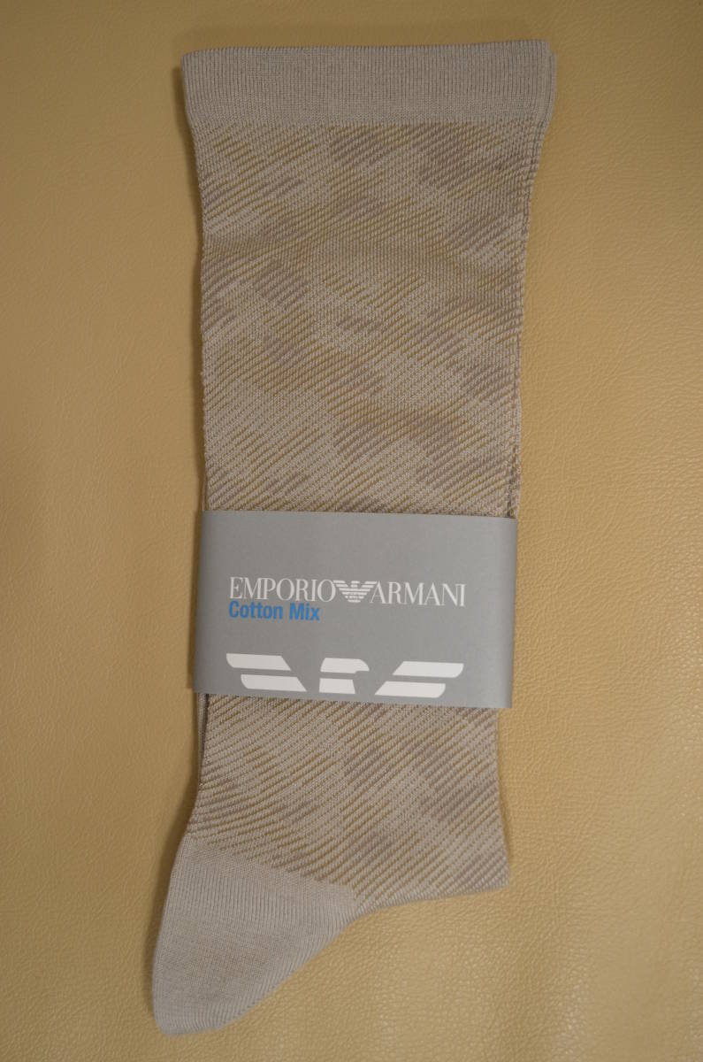 新品 未使用 タグ付き 男性 EMPORIO ARMANI エンポリオアルマーニ コットンミックスソックス 日本製 特価 送料無料拍卖