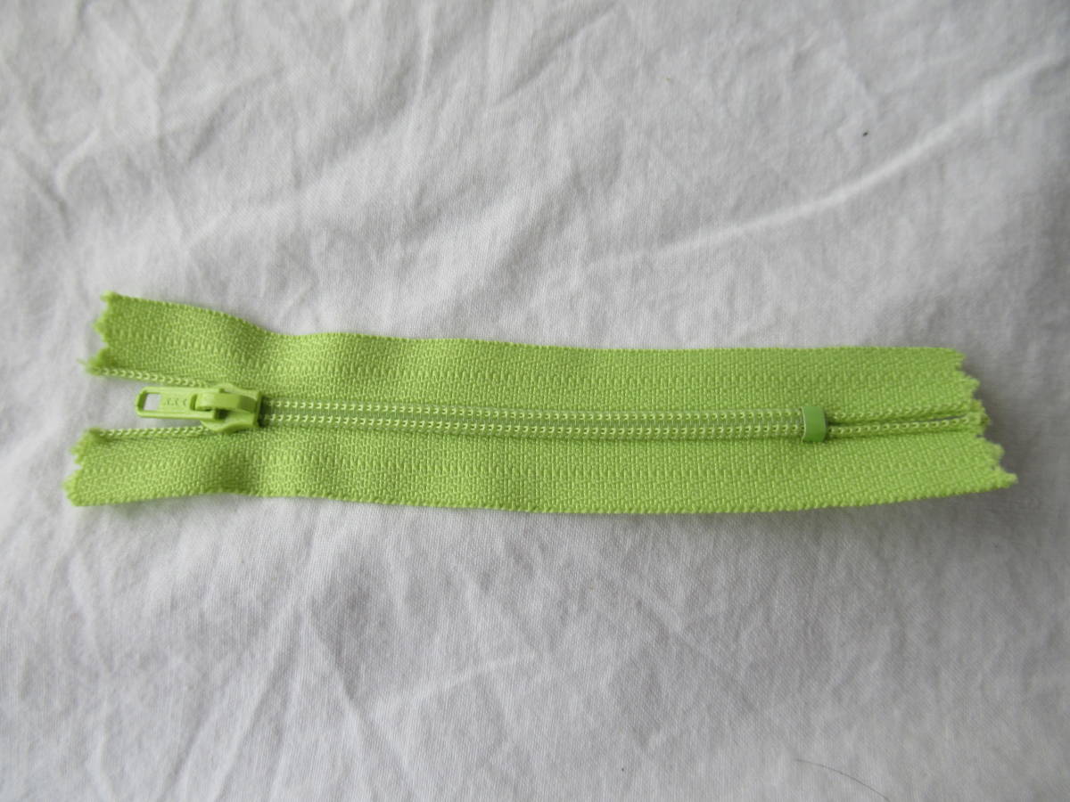 ファスナー YKK 9cm ライトグリーン拍卖