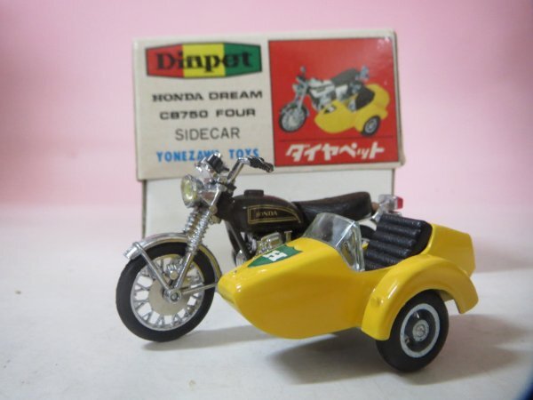71141■ダイヤペット No.01-0120 1/30 ホンダドリーム CB750 FOUR サイドカー拍卖