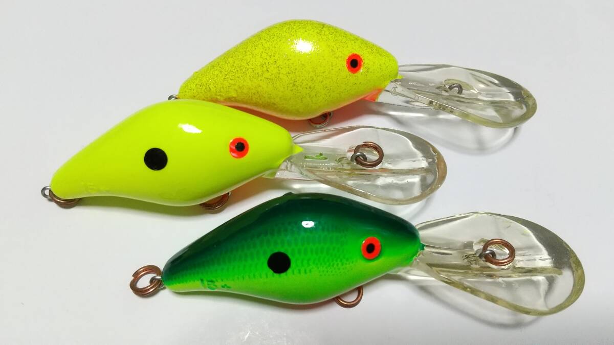 C マンズ 15+ チャートなど 3個 DIVES to 15feet リップまで全長9cm Mann's ディープ クランク CRANK MANNS BOX保管未使用品拍卖