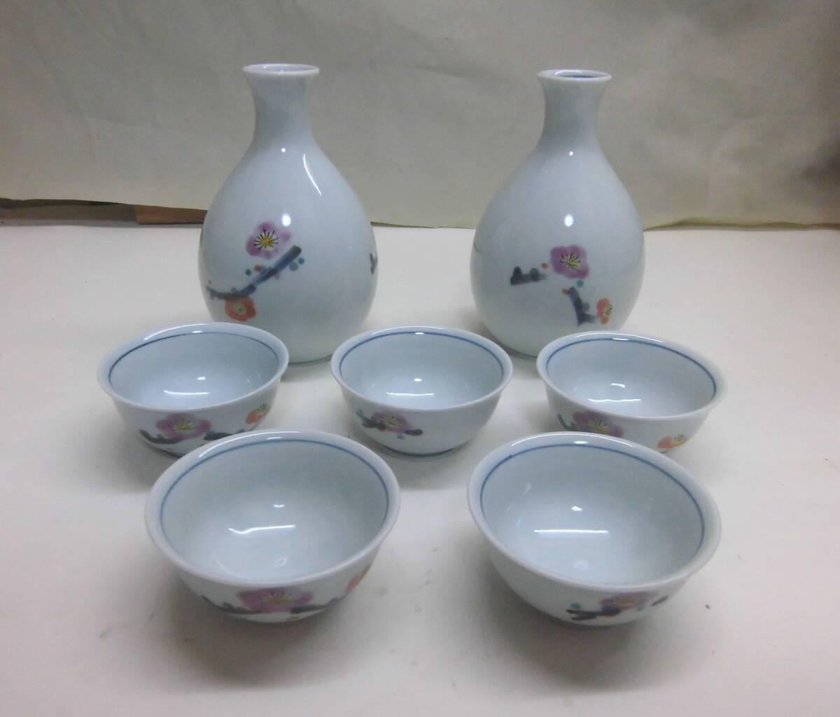 酒器揃 徳利2本・猪口5個 セット(未使用、長期保管品)拍卖