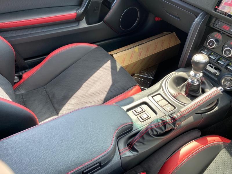 ★新品 未使用 純正部品 トヨタ TOYOTA アームレスト 肘置き 86 カスタム BRZ★拍卖