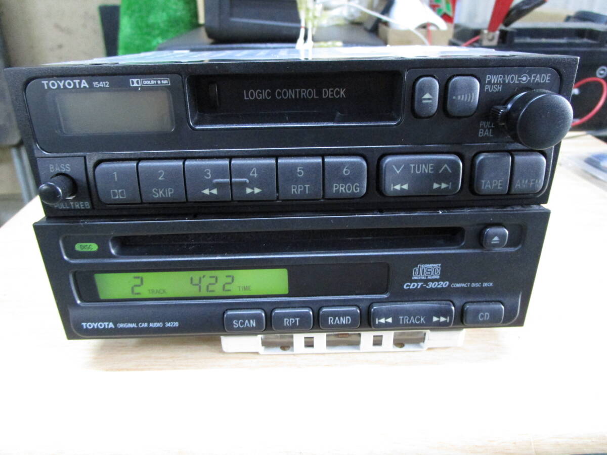中古 動作確認済み トヨタ純正 CDデッキ CDT-3020 カセットデッキ 86120-3a360 15412 AM/FM ラジオ レシーバ 旧車拍卖