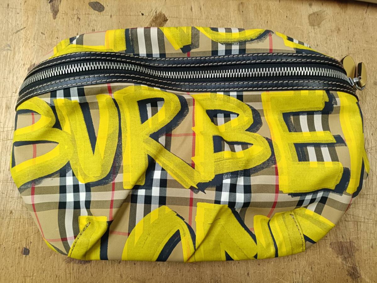 ★BURBERRY バーバリー グラフィティ ペイント ボディバッグ ウエストバッグ 拍卖