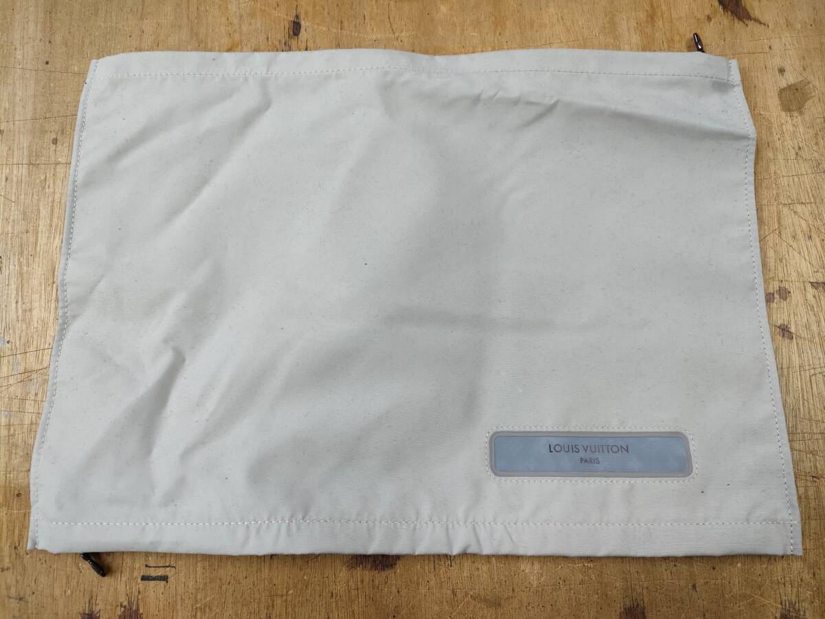 ★LOUIS VUITTON ルイヴィトン ポーチ トラベルポーチ トゥルースヴォワヤージュ フラットポーチ拍卖
