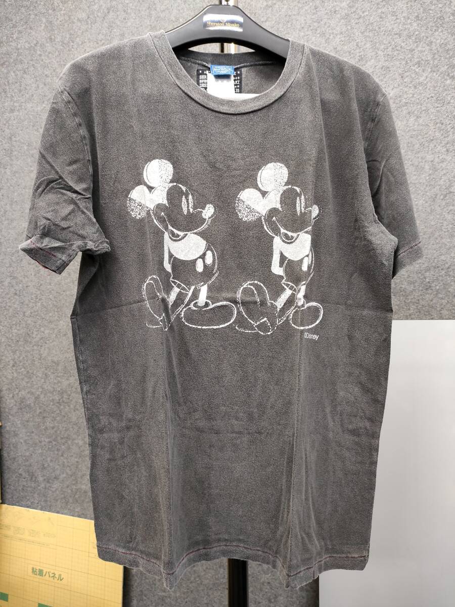 ★WALT DISNEY ミッキー 半袖Tシャツ Tシャツ 黒 キャラクターシャツ サイズL グレー拍卖
