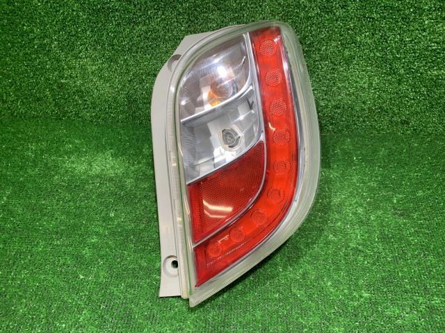 ミライース DBA-LA310S 右テールランプ 81550-B2391拍卖
