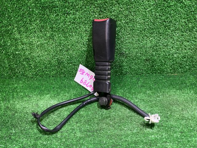 デリカスペースギア GF-PD6W ドライバーシートベルト MR793982拍卖