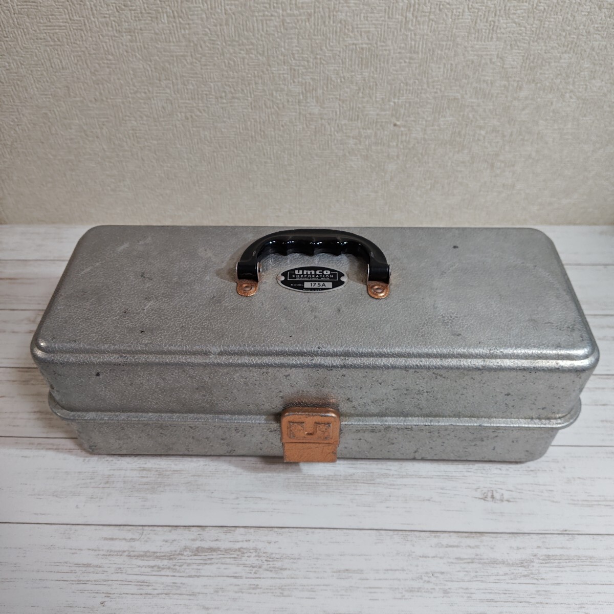 アムコ 175A【UMCO】 アルミタックルボックス拍卖