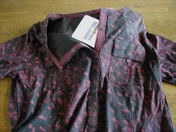 ■未使用■【新品L】パタゴニア W’s カマラ・ヘンリー・ドレス■ Patagonia フリース Tracks and Treks: Oxblood Red (TKOB)■拍卖