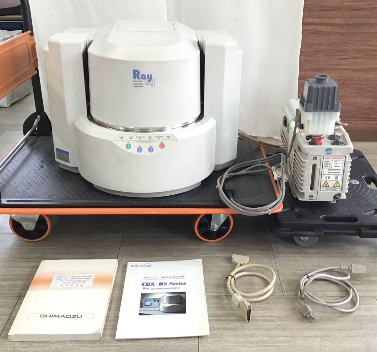 【引取限定/石川県小松市】2点セット 島津製作所 エネルギー分散型蛍光X線分析装置 EDX-700HS2/EDWARDS ポンプ RV3 ●拍卖