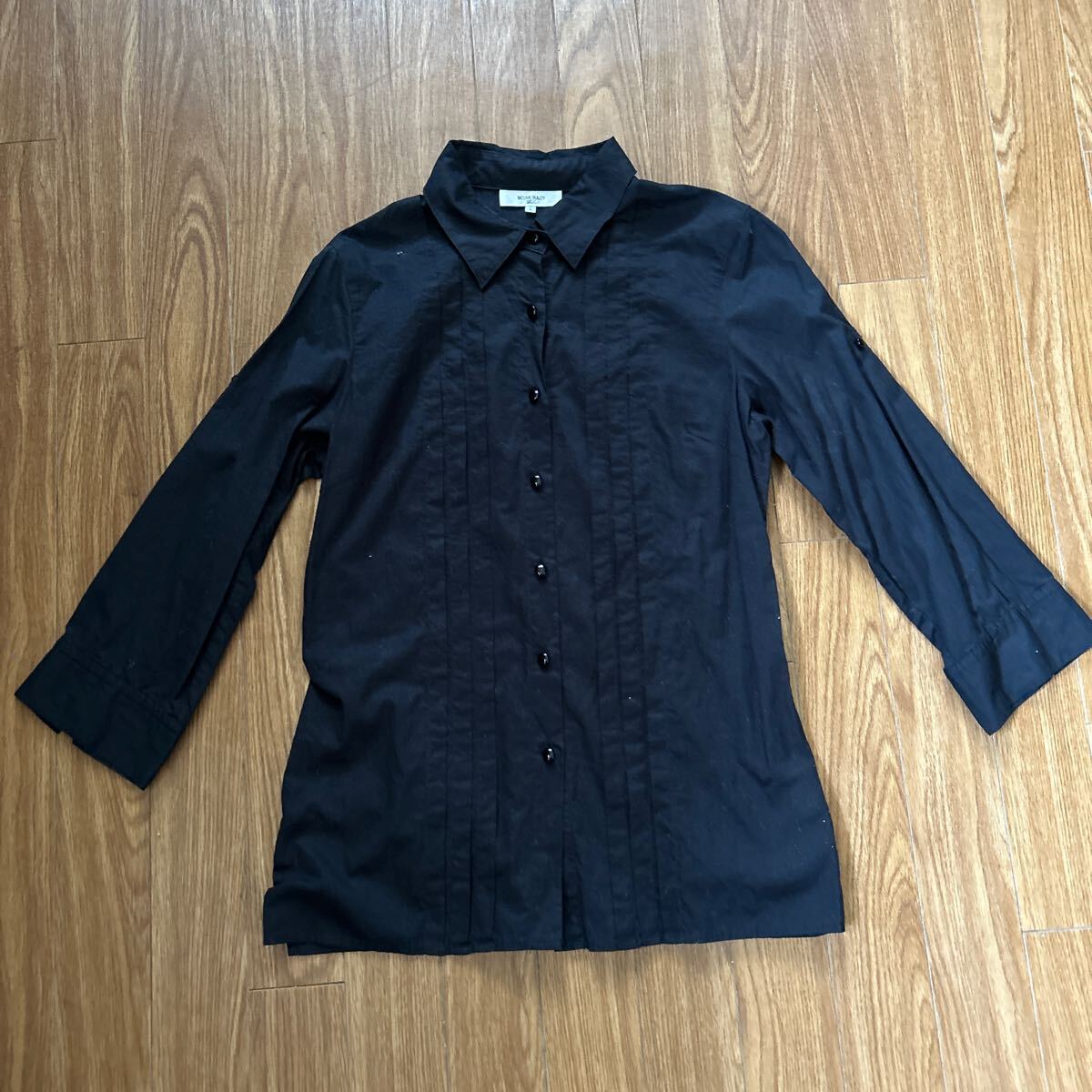 ★NATURAL BEAUTY BASIC★ ナチュラルビューティーベーシック 8部袖シャツ ブラック 黒 シンプル コットン100%拍卖