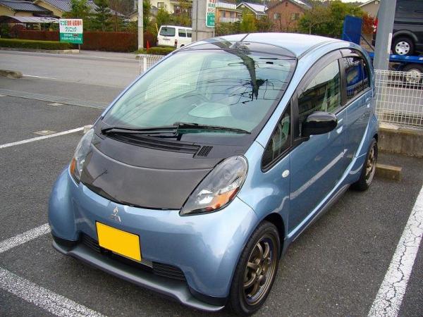 ミツビシ i (アイ)用平織りカーボンボンネット拍卖