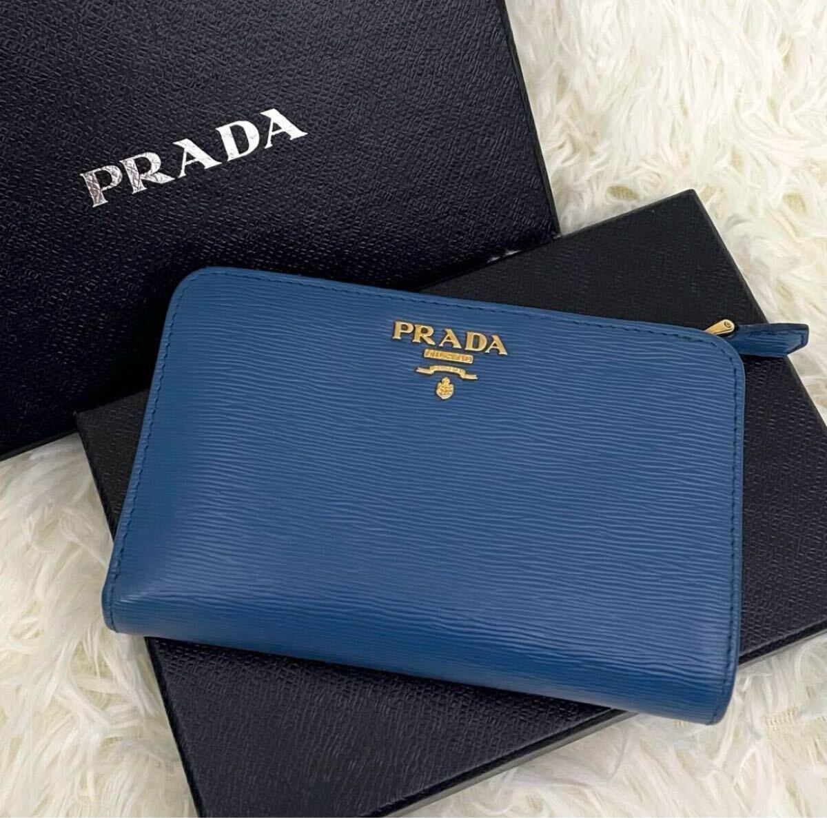 【美品】PRADA プラダ 二つ折り財布 ペオニア ブルー系拍卖