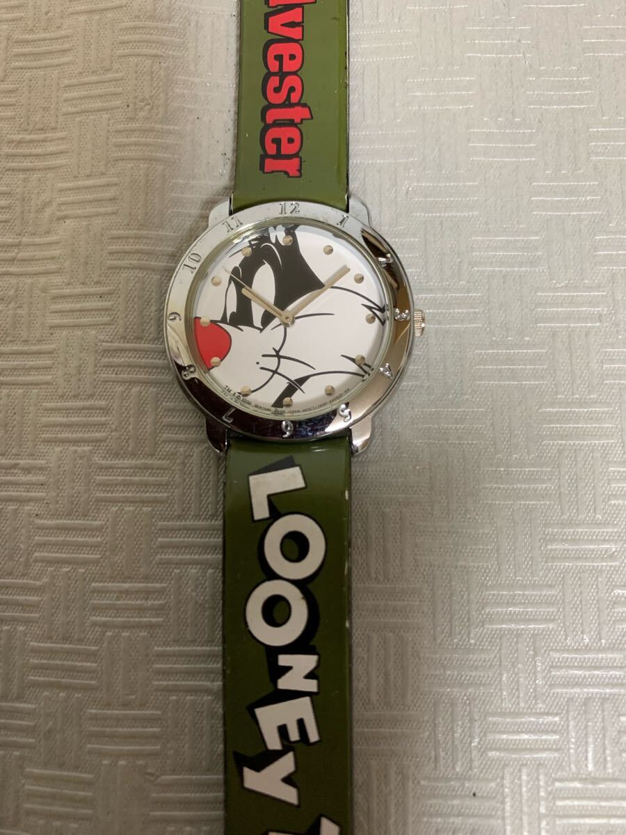 LOONEY TUNES ルーニー テューンズ シルベスターデザイン 腕時計/ウォッチ/部品取り用/動作不動/ベルト難使用不可/ジャンク品扱い拍卖