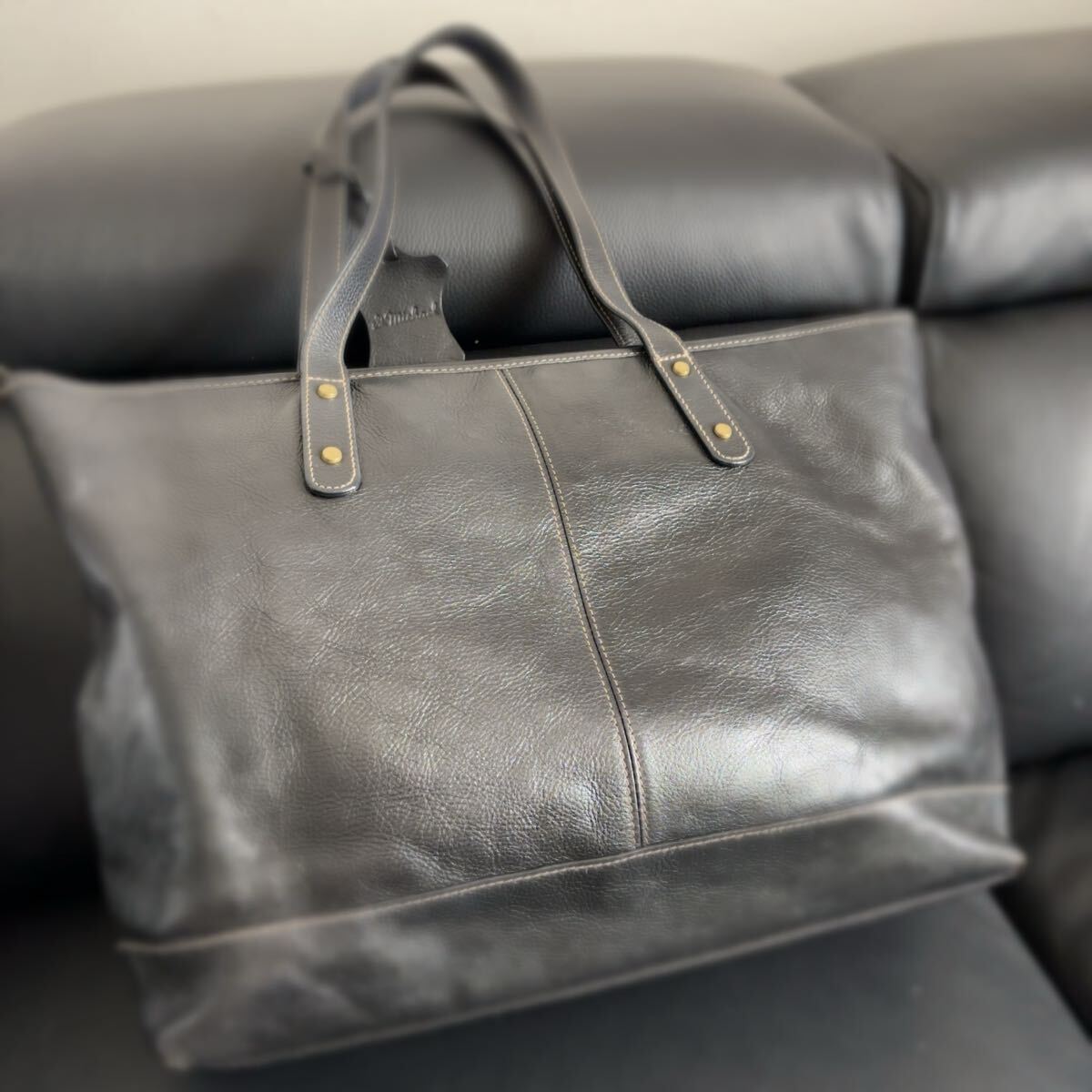 本革 レザー トートバッグ 大容量 肩掛け ビジネス 黒 ブラック A4 ビジネスバッグ拍卖