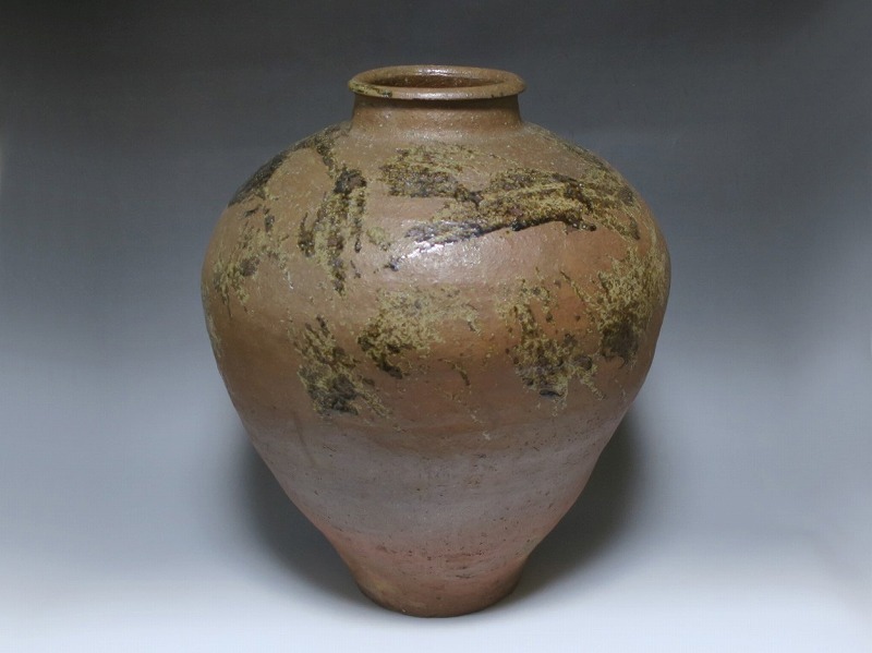 丹波焼 鉄釉 刷毛目 壺 江戸時代 民芸品 花器 個性的な釉薬のかけ流しなる作品 信楽焼拍卖