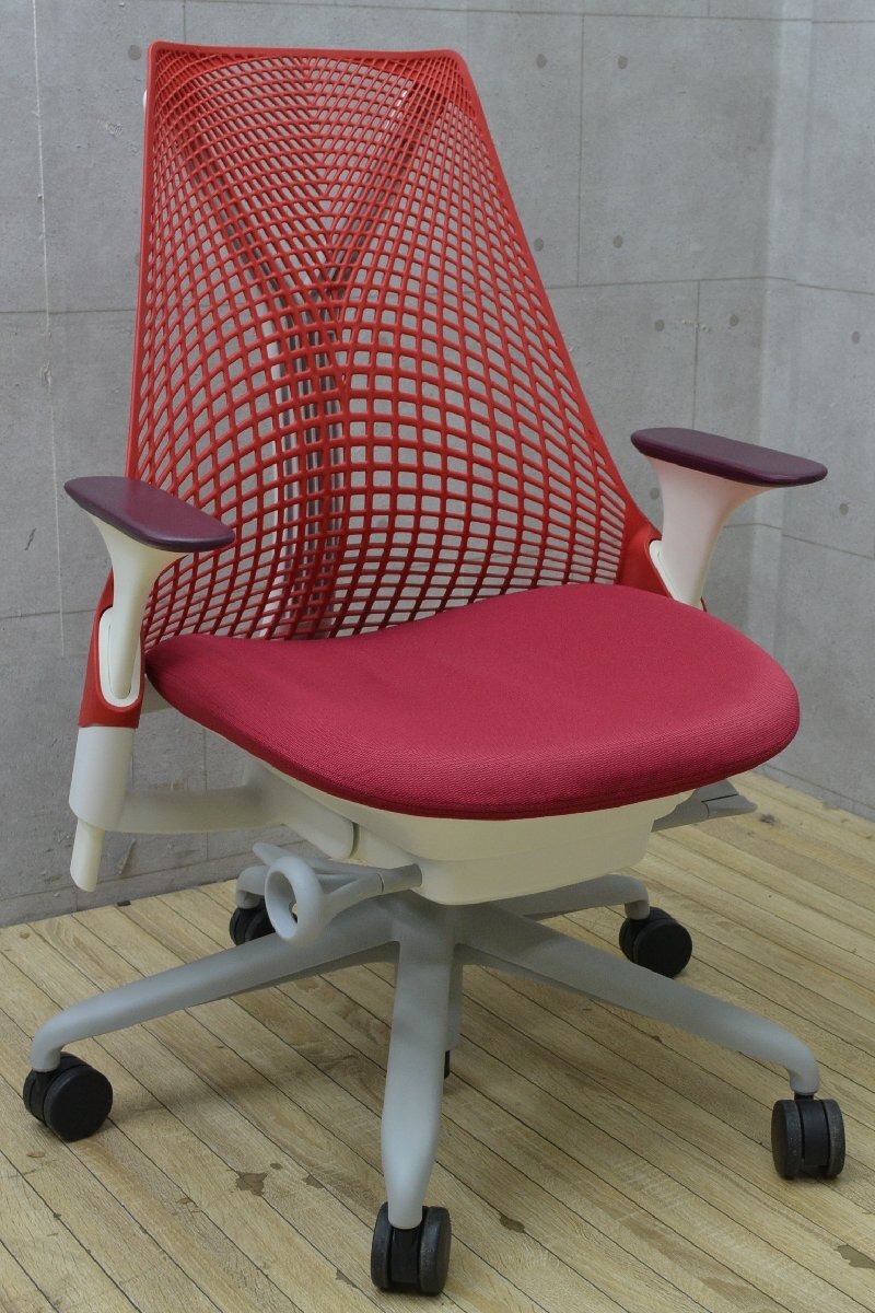 W1347■Herman Miller ハーマンミラー■SAYL Chair セイルチェア レッド■AS1YA23HA-0825■肘付きハイバックチェア■OAチェア拍卖