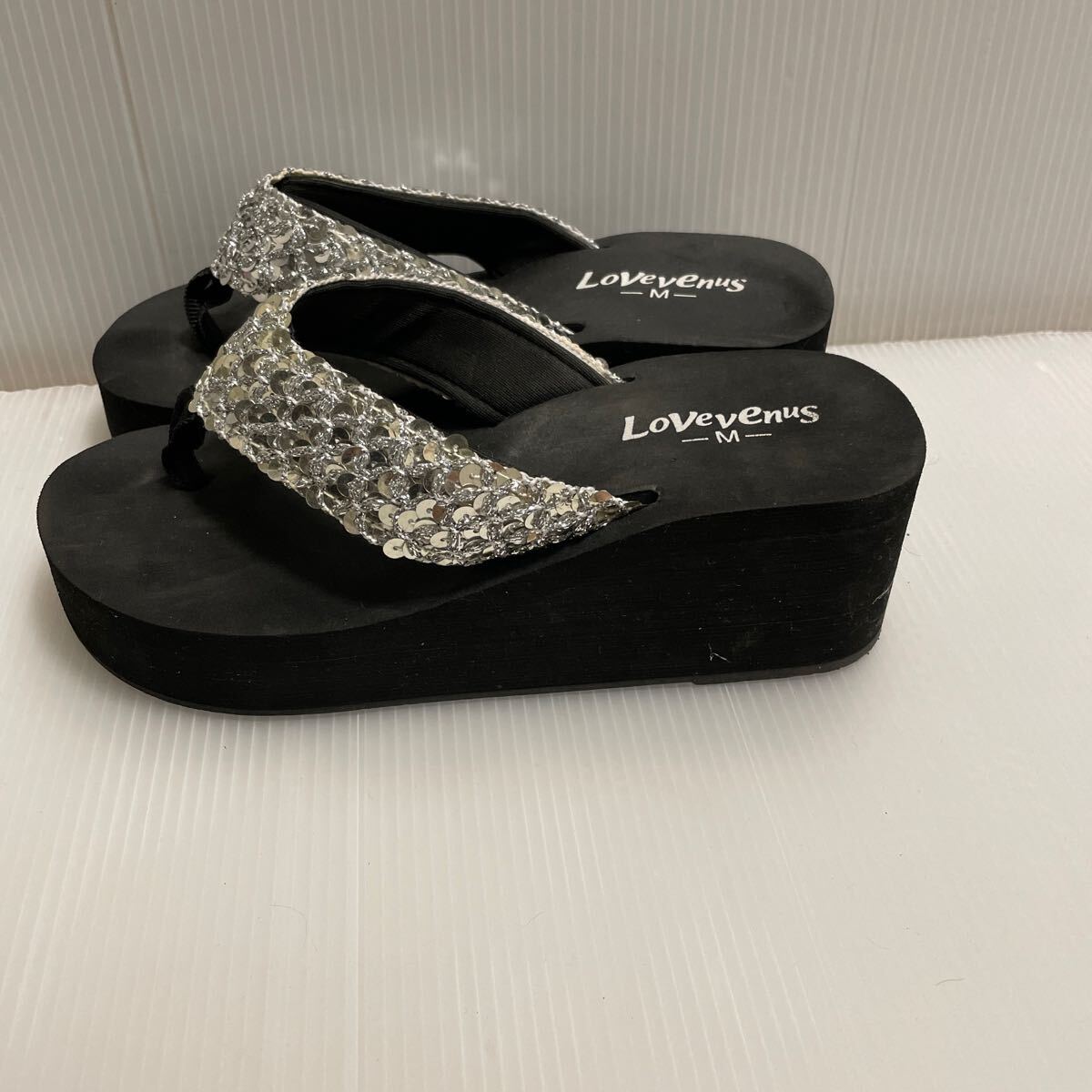 LOVE VENUSスパンコール ビーチサンダル M拍卖