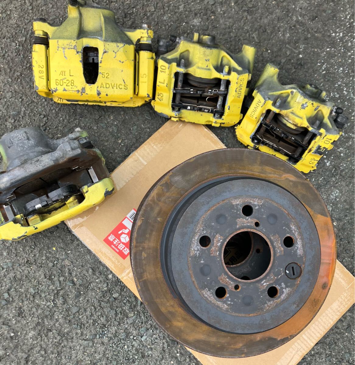 愛知 130 マークX 純正 キャリパー ローター1台分ローター 10mm/28mm 自塗装 キズ・塗装剥がれ拍卖