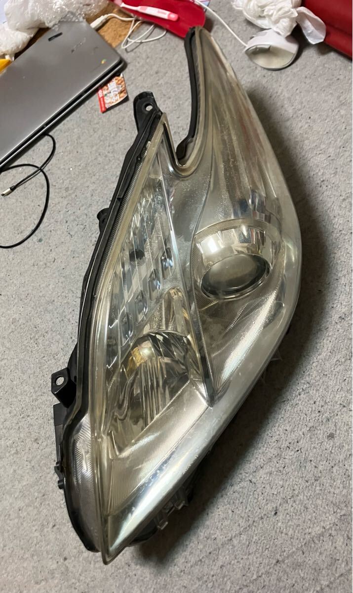 愛知 トヨタ 純正 30 プリウス ハロゲン ヘッドライト ランプ 左 助手席拍卖