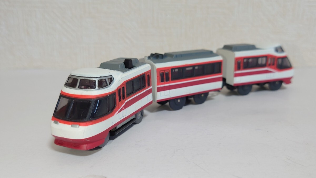 カプセルプラレール 小田急ロマンスカー10000形HISE モーター車 中古品拍卖