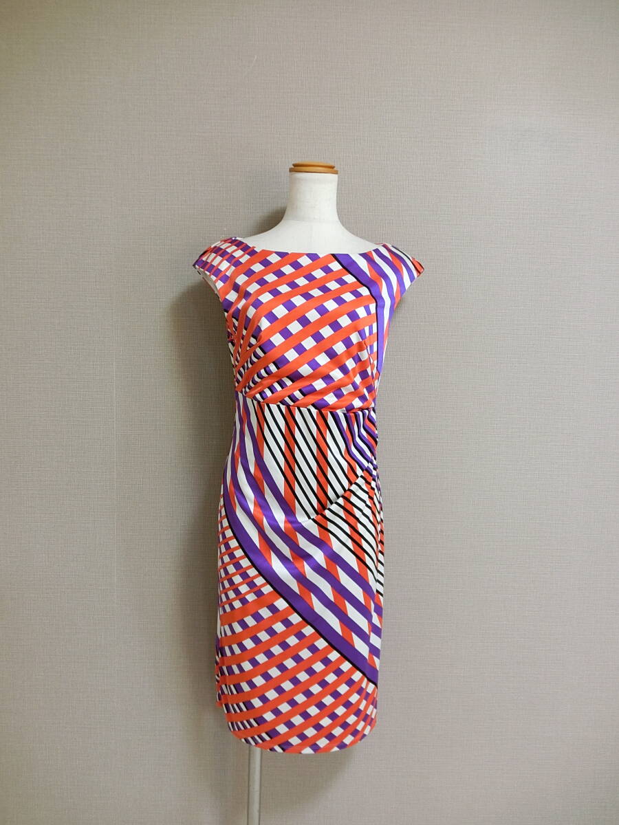 美品 Pinky&Dianne ピンキー&ダイアン 総柄 美ライン ワンピース マルチカラー 38拍卖