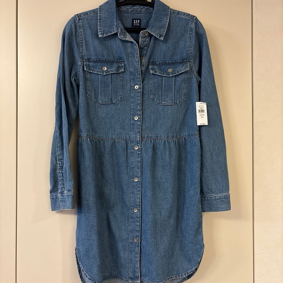 ★新品★GAP KIDS デニムワンピース 140 L 定価3,990円 シャツワンピース デニム 兼130 ワンピース 長袖拍卖