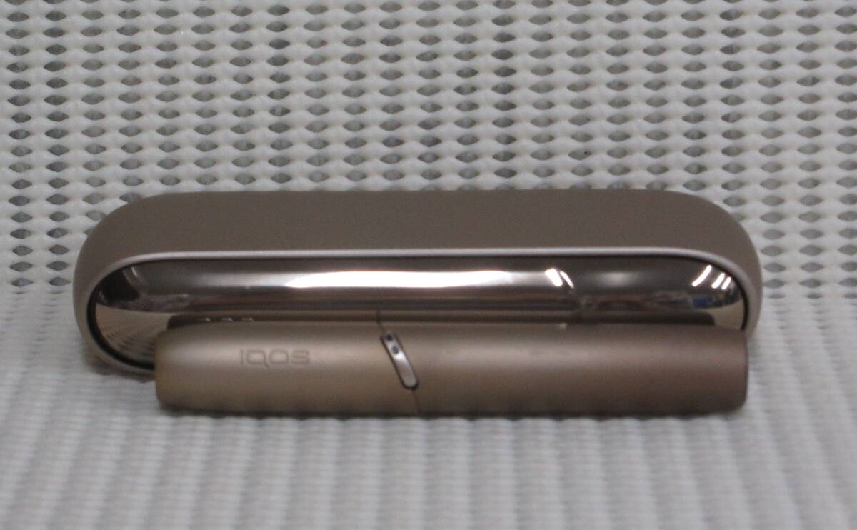 (M-302)IQOS 3DUO アイコス スリーデュオ ブリリアントゴールド 型番A1505・A1406 加熱式 電子タバコ 通電確認済み 中古拍卖