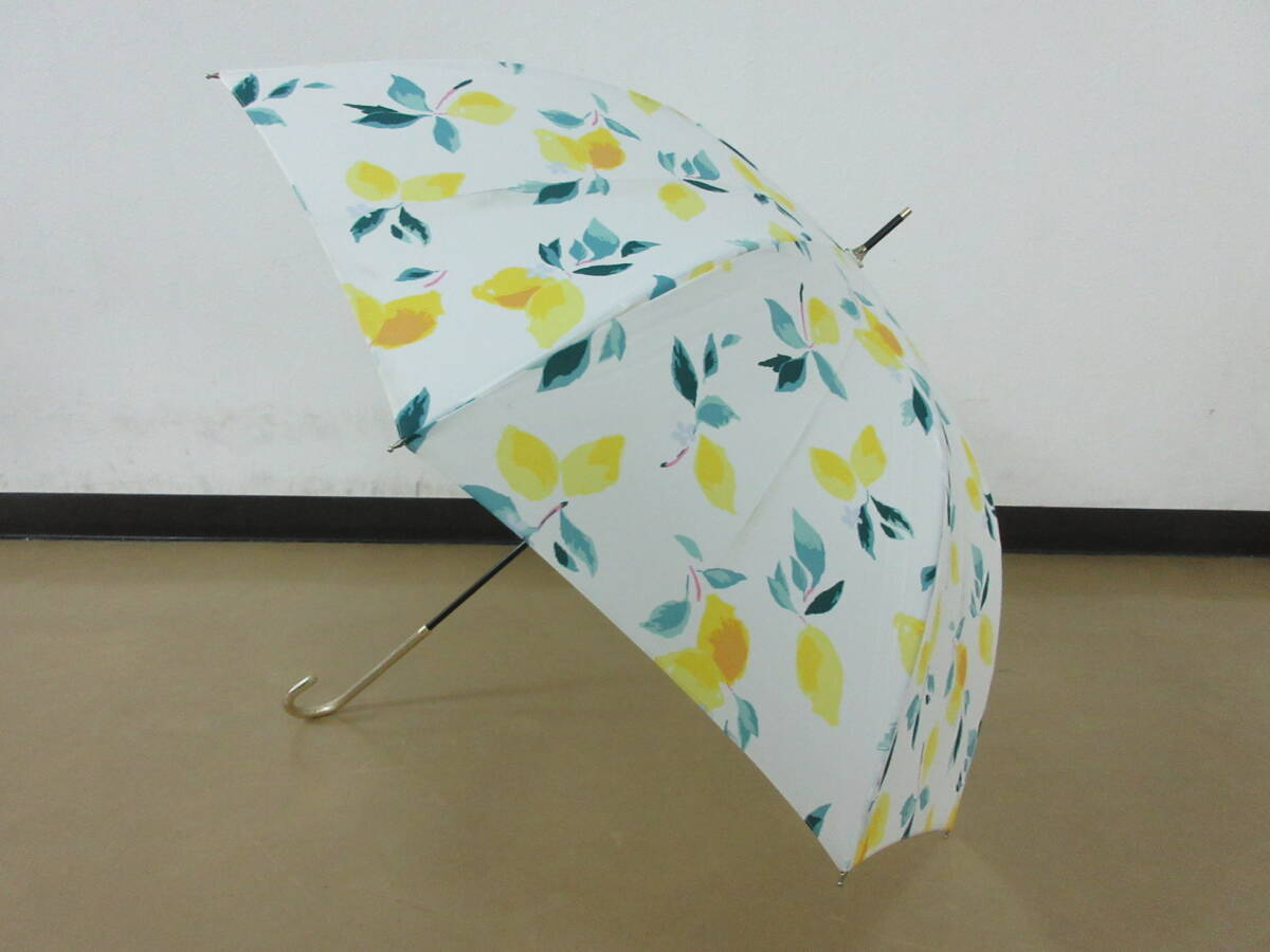 ( せ-A1-8094 )Wpc. ワールドパーティー 長傘 雨傘 手開き式 ホワイト 白 レモン おしゃれ かわいい 全長約83cm 半径約50cm 中古拍卖
