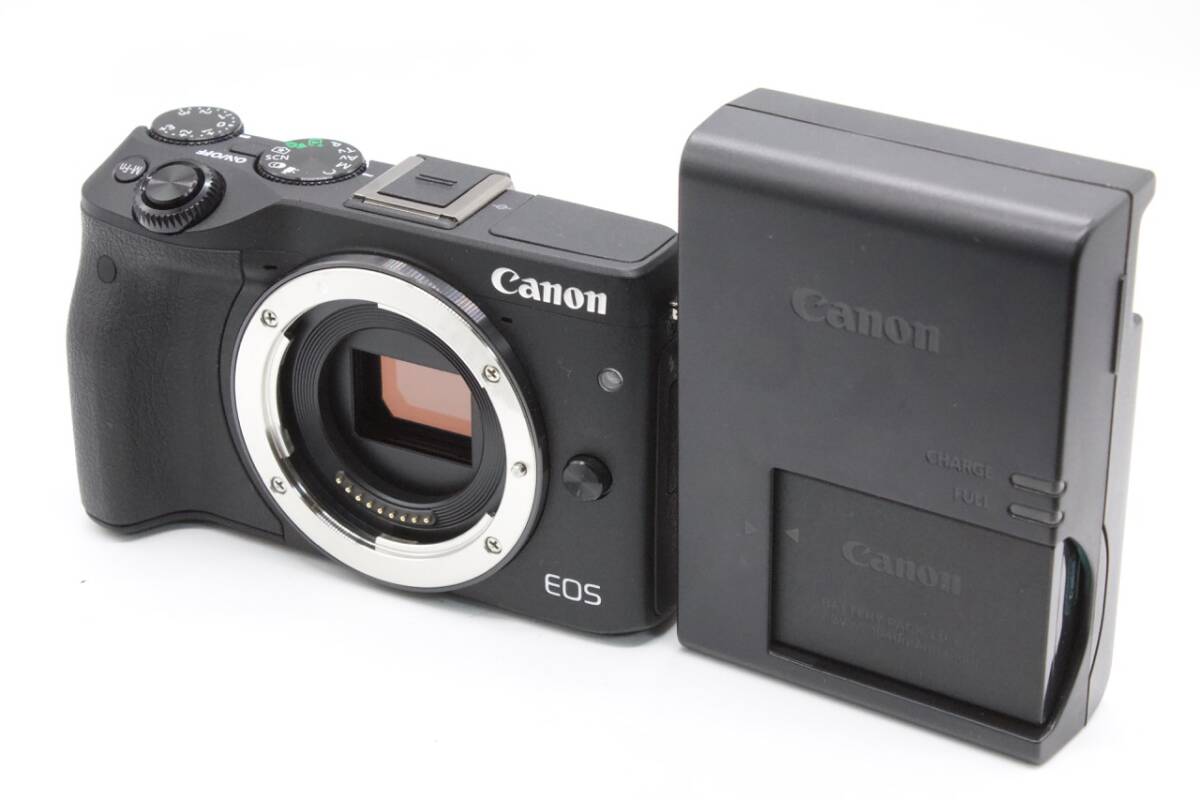 ★美品★キャノン CANON EOS M3 ボディ#《シャッターデータ閲覧 OK!》#0084300864#3781拍卖