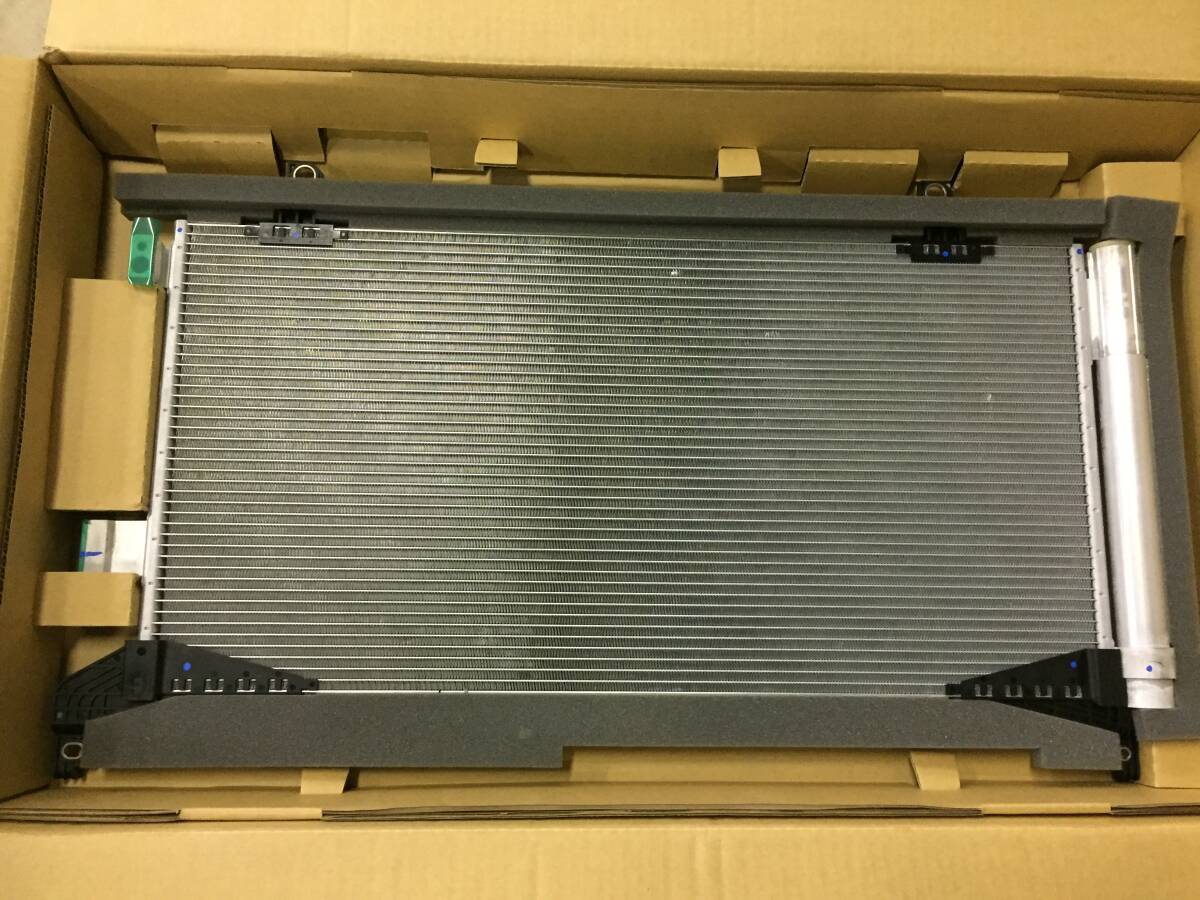 ★スバル フォレスター SJ5 SJG 純正 コンデンサー 73219SG000 新品拍卖