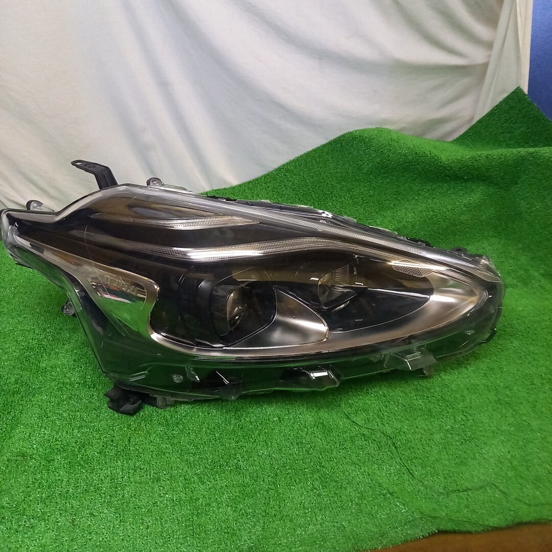 NHP170 シエンタハイブリッド 美品 LEDヘッドライト 後期拍卖