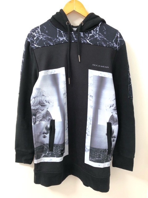 ROCAWEAR(ロカウェア)プリント プルオーバー パーカー【E5717-007】拍卖