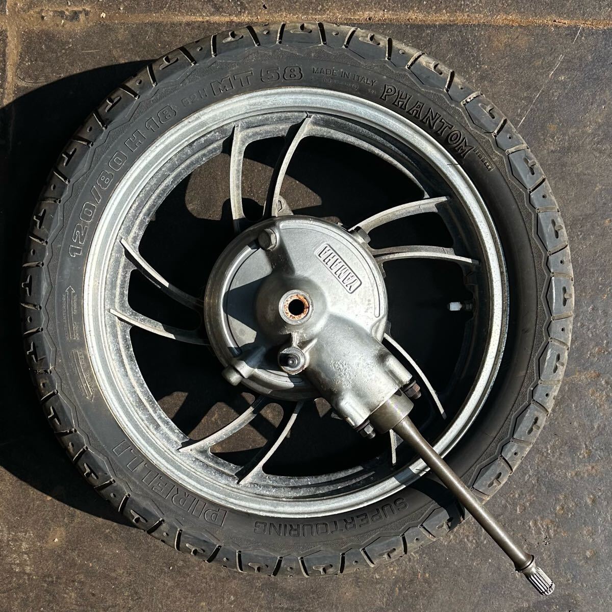 YAMAHA/ヤマハ XJ750A 純正 リアホイール ブレーキドラム/パネル ファイナルギア/ドライブシャフト/デフ 拍卖