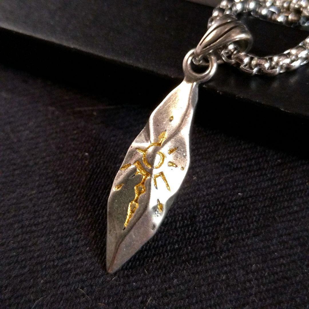 アリゾナ ウィッシングストーン 太陽神 矢じりのメタルネックレス拍卖