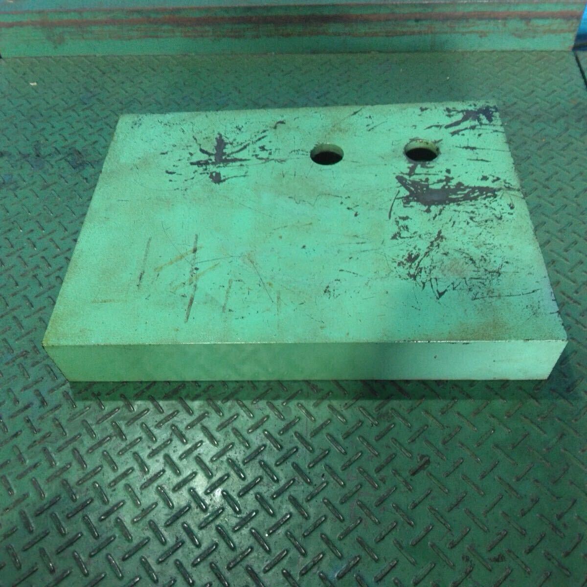 くu781 鉄定盤 作業台 ワークテーブル 600×450×90 ※塗装されています拍卖