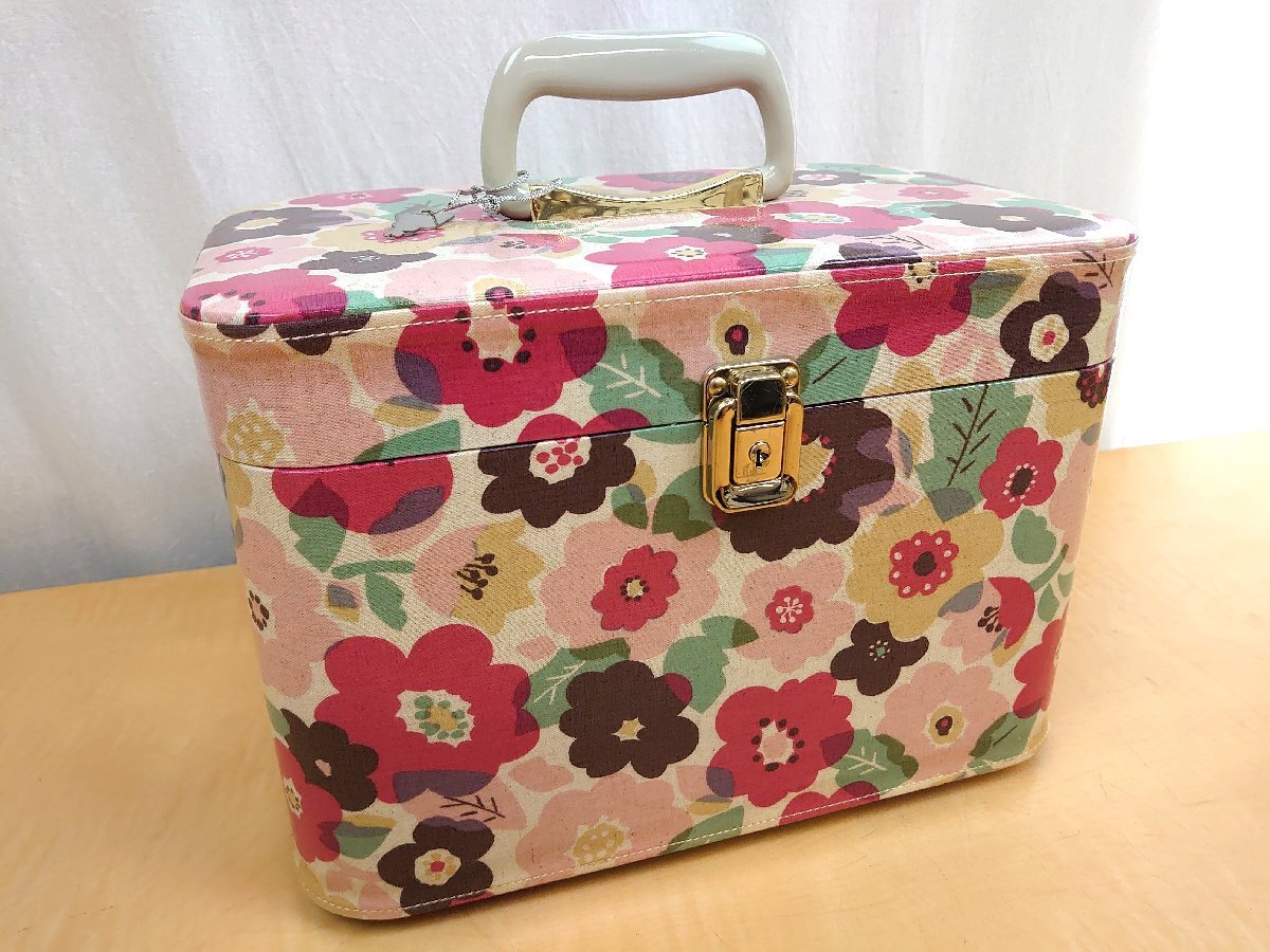花柄 アクセサリーボックス メイクボックス コスメボックス 小物入れ ハードケース 鏡付き 鍵付き サイズ H:21.5 W:32 D:20cm拍卖