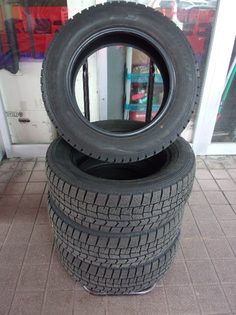 ♪S3256 2023年製 ダンロップ WINTER MAXX 225/60R17 4本セット 中古品 アルファード♪拍卖