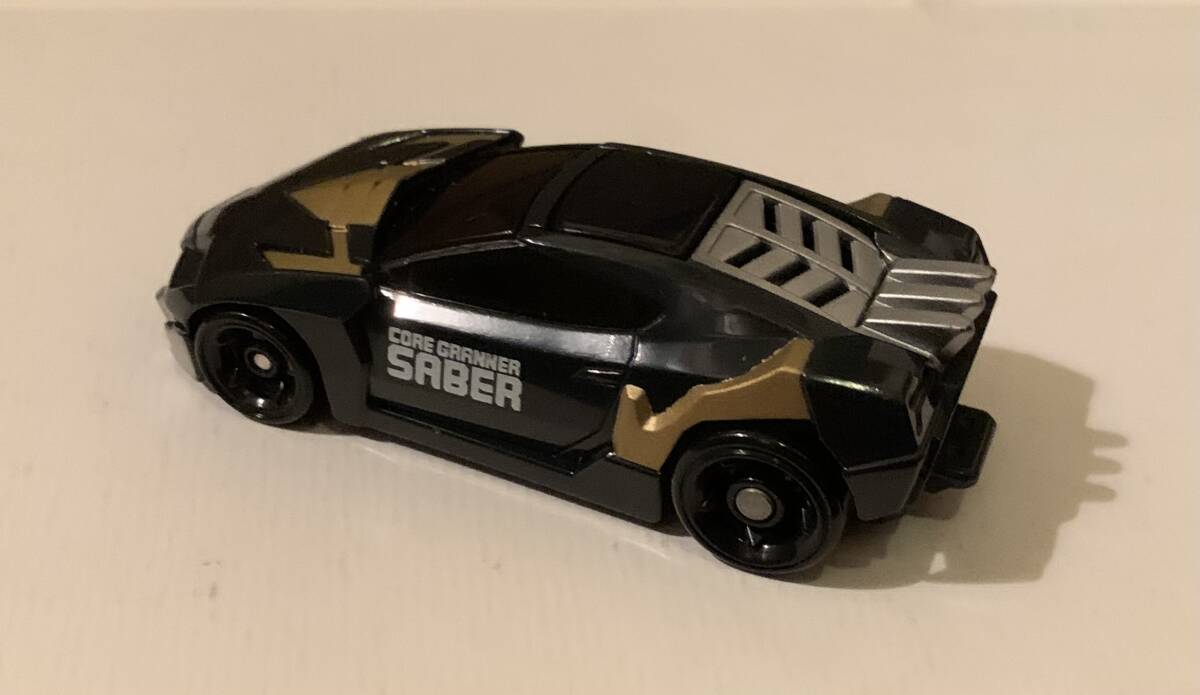 トミカ絆合体 アースグランナー コアグランナーセイバートミカ クリックポストお受取り拍卖