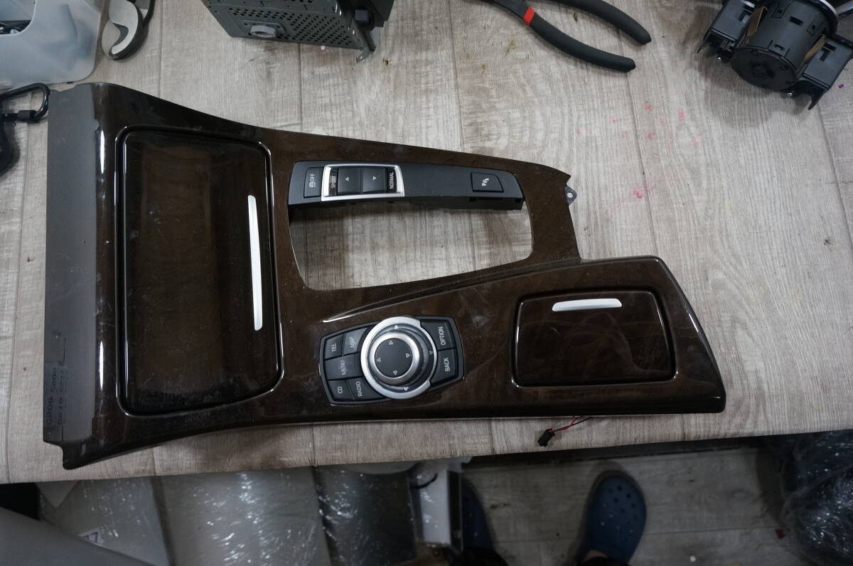 C493 純正 BMW5シリーズ F10 ・ センターコンソール 6582 9206446 01拍卖