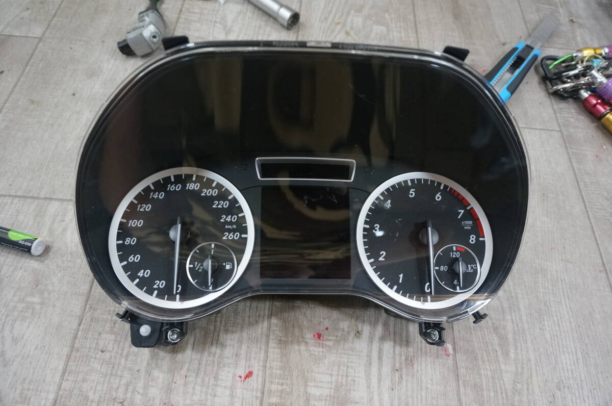C650 MB206 W246 B180 BE 前期 スピード メーター A246 900 53 05 ★動作OK拍卖