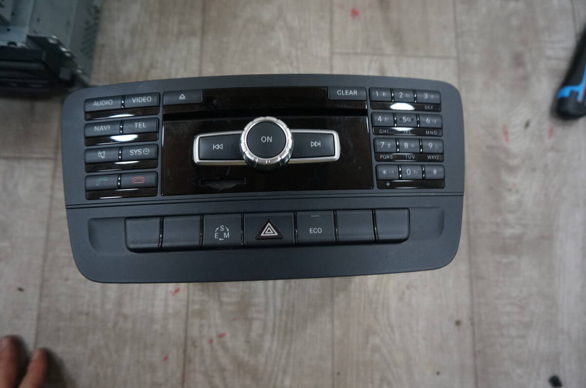 C701 Mercedes Benz ベンツ Bクラス W246 純正 ナビ オーディオ a 246 900 05 06 80拍卖