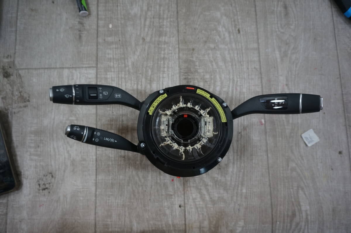 C742 ベンツ B180(246242)(W246)コンビネーションスイッチ 中古拍卖