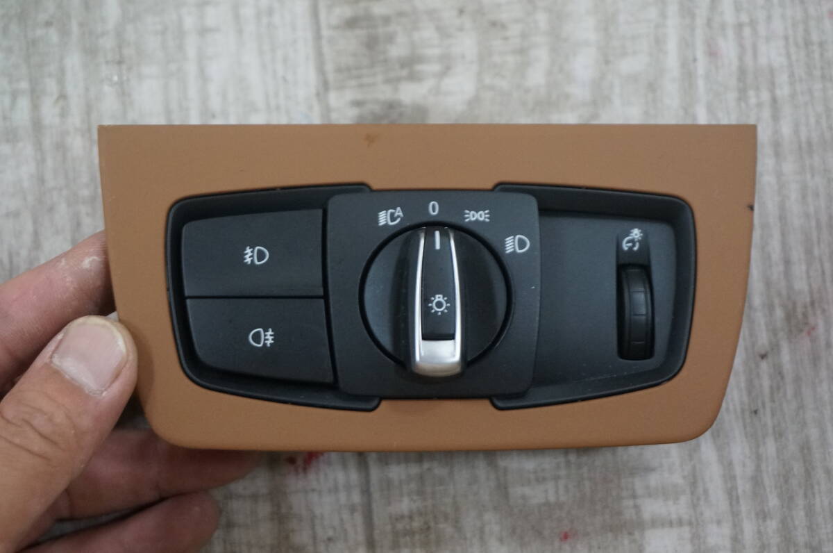 C745 BM133 F30 3B20 320i スポーツ ヘッドライト/フォグランプ スイッチ ◆9 265 303-02 ★動作OK拍卖