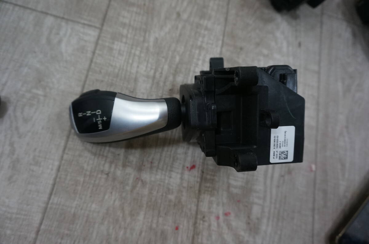 C753 BMW 1シリーズ F20 1A16 1B30 1R15 1S20G 1S30 1S20 純正 シフトレバー ギアセレクター 9 260 969-03拍卖